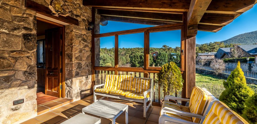 Casa en la sierra – San Rafael (Urb. Prado Acero)