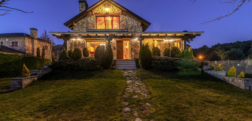 Casa en la sierra – San Rafael (Urb. Prado Acero)