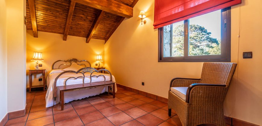 Casa en la sierra – San Rafael (Urb. Prado Acero)