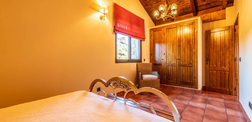 Casa en la sierra – San Rafael (Urb. Prado Acero)