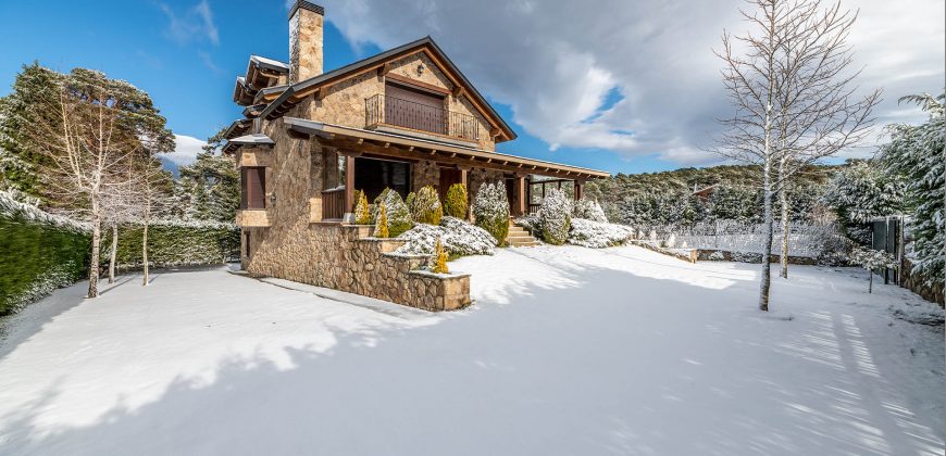 Casa en la sierra – San Rafael (Urb. Prado Acero)