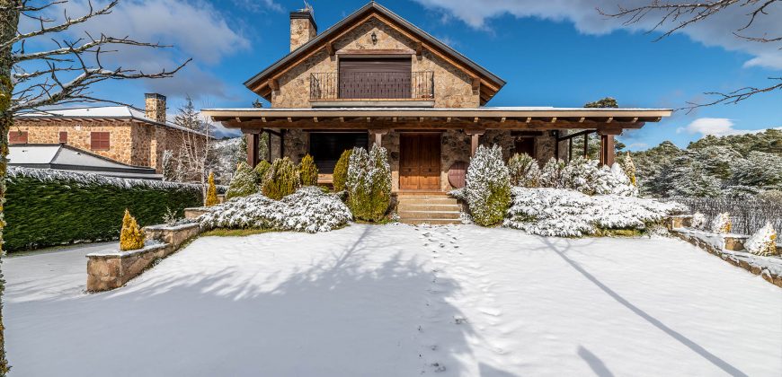 Casa en la sierra – San Rafael (Urb. Prado Acero)