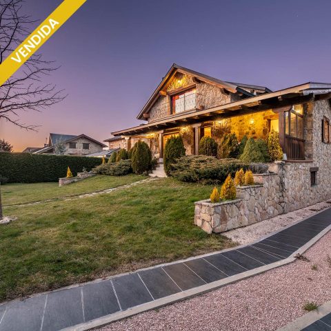 Casa en la sierra – San Rafael (Urb. Prado Acero)