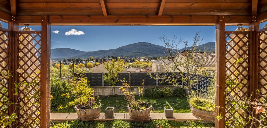 Casa en la sierra – San Rafael – C/ Cantueso 15 Casa en la sierra – San Rafael – C/ Cantueso 15