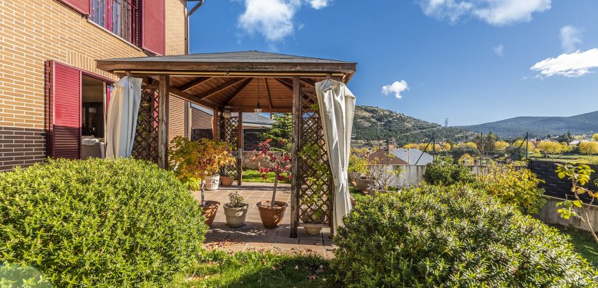 Casa en la sierra – San Rafael – C/ Cantueso 15 Casa en la sierra – San Rafael – C/ Cantueso 15