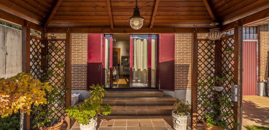 Casa en la sierra – San Rafael – C/ Cantueso 15 Casa en la sierra – San Rafael – C/ Cantueso 15