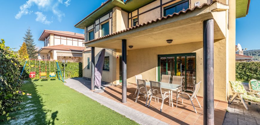 Casa en la sierra – San Rafael – Plza. Ciervos 18 Casa en la sierra – San Rafael – Plza. Ciervos 18
