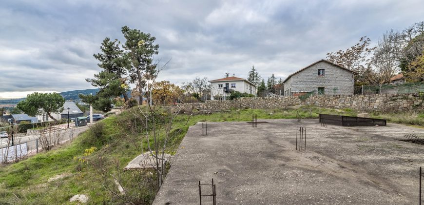 Parcela en la Sierra – Becerril – Avenida Calvo Sotelo 96