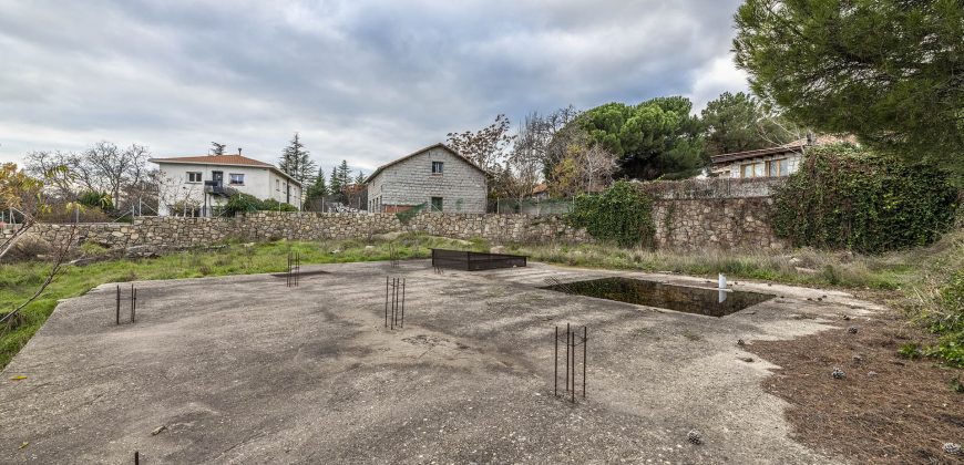 Parcela en la Sierra – Becerril – Avenida Calvo Sotelo 96