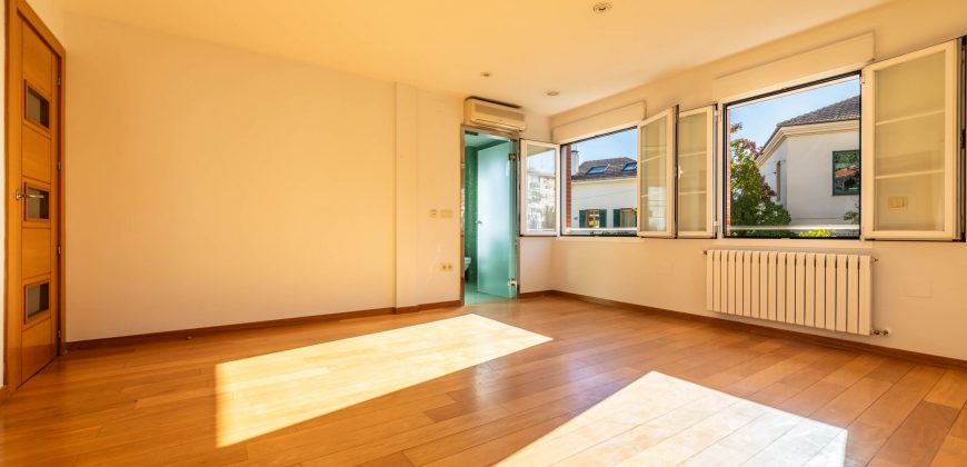 Chalet en Madrid – Colonia Ribera del Manzanares