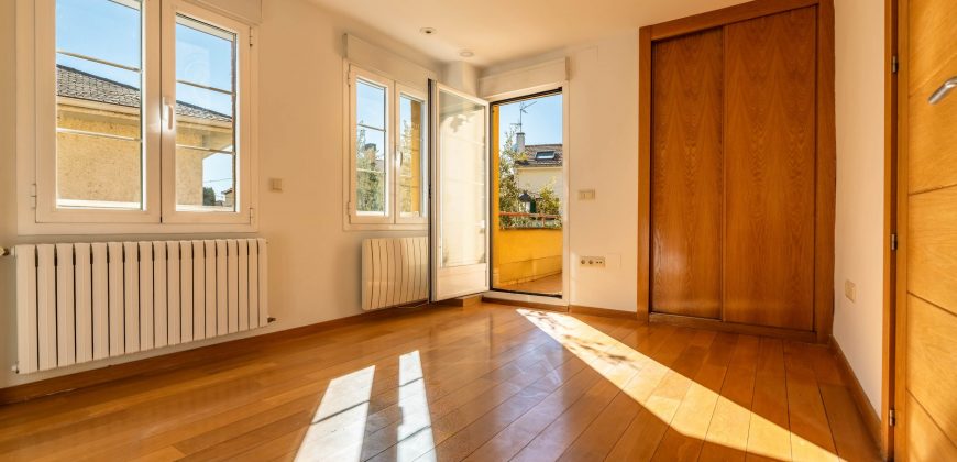 Chalet en Madrid – Colonia Ribera del Manzanares