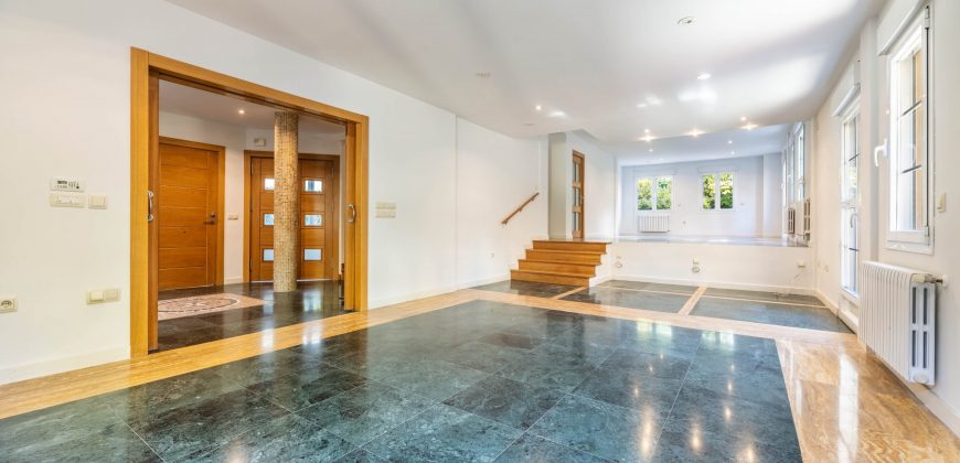 Chalet en Madrid – Colonia Ribera del Manzanares